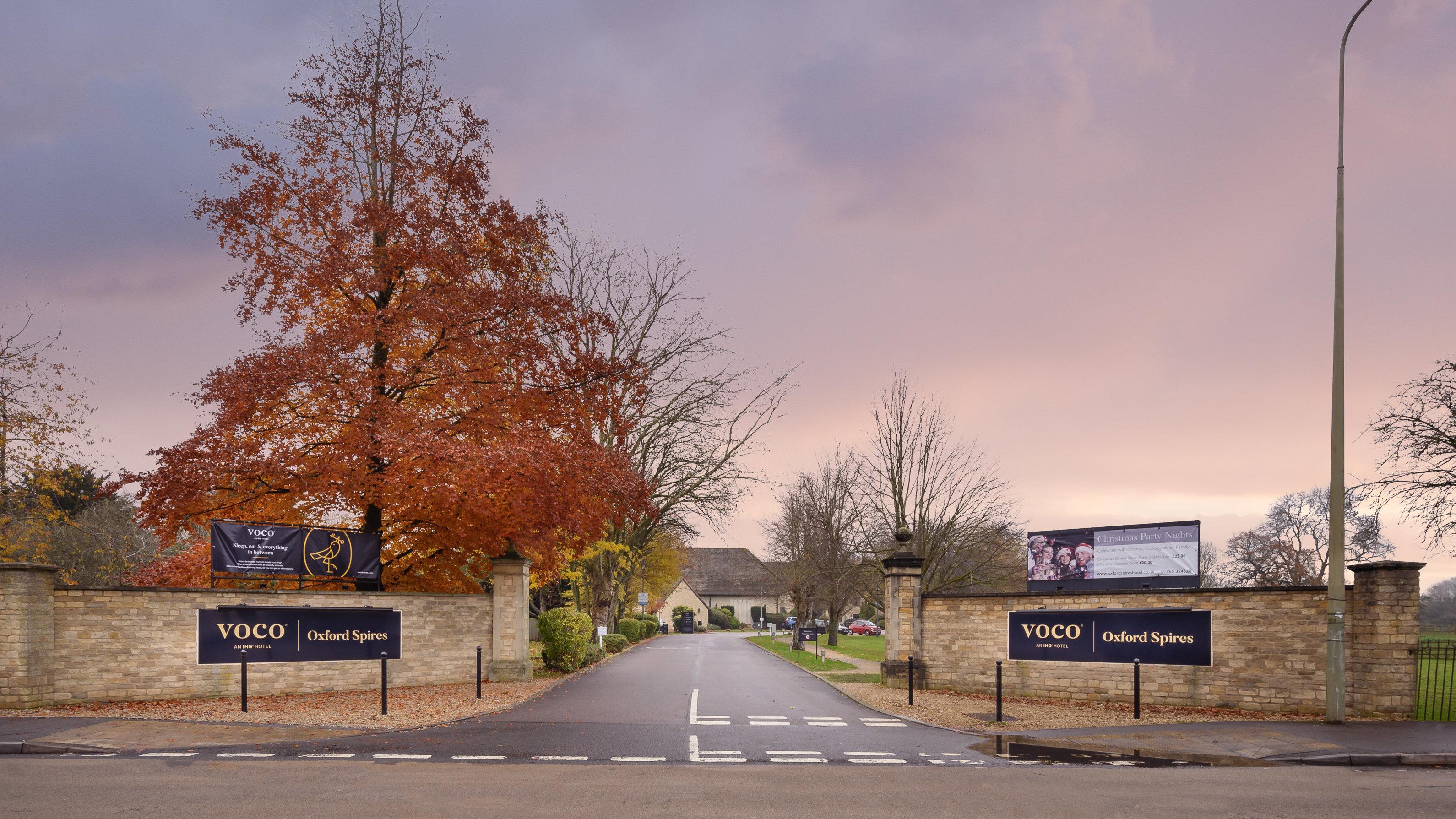 Voco Oxford Spires By Ihg Hotel Exterior photo