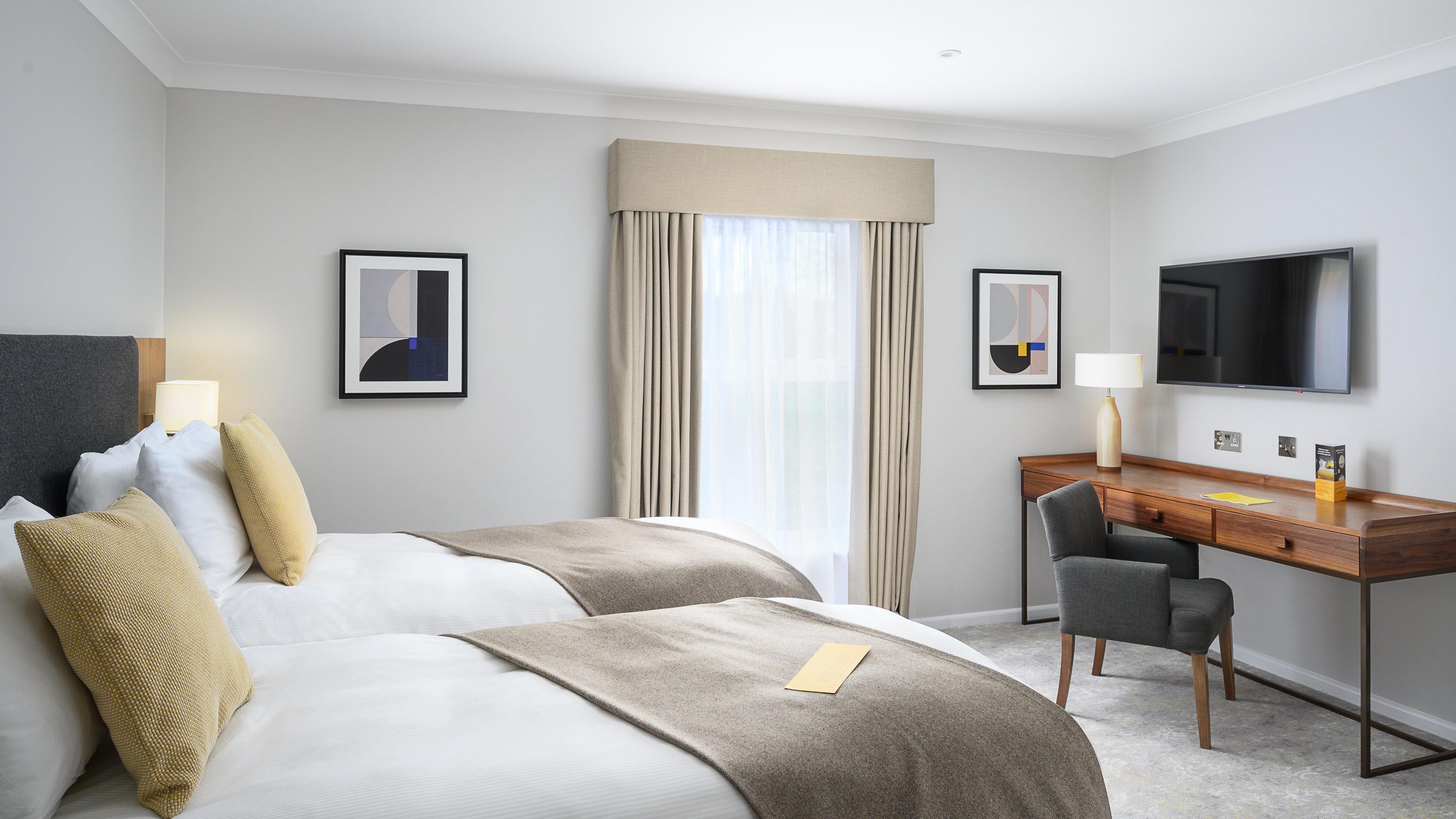 Voco Oxford Spires By Ihg Hotel Exterior photo